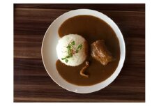 【通常配送】【近江牛匠のカレー】肉 牛肉 ブランド牛 三大和牛 和牛 黒毛和牛 近江牛 保存食 レトルト おかず お惣菜 滋賀県 竜王