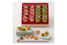 【KINEEL】ルフル30個入（バニラ×20個、抹茶×10個）［ 京都 老舗 和菓子 千寿せんべい 有名店 ラングドシャ 人気 おすすめ お菓子 スイーツ 洋菓子 花 お取り寄せ 通販 ギフト プレゼント 贈答 送料無料 ふるさと納税 ］