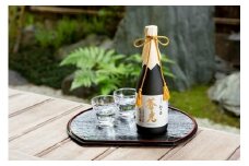 【羽田酒造】初日の出「蒼光」純米大吟醸（桐箱入）