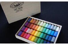 【王冠化学工業所】ゴンドラパステル48色セット（パステル紙付き）［ 京都 セット 伝統 和 ご当地 お取り寄せ 贈り物 家庭用 自宅用 贈答品 贈答用 お祝い 内祝い ギフト プレゼント おすすめ 人気 パステル アート 色 絵具 画材 絵画 アート 文具 ハンドメイド 手づくり 最高級 高級 ロングセラー ブランド メーカー 趣味 癒し セラピー 日本初 ドール 人形 歴史 受賞 ］