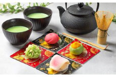 【金彩工芸山田】金彩友禅ガラスの器　和菓子皿　双子月（赤黒）