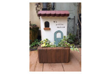 ＜Moon Rabbit＞赤い屋根のお家プランター ｜ 雑貨 庭 ガーデニング 屋外 オブジ 鉢 インテリア