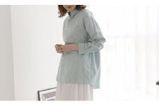 kinudian オフィサーシルクシャツ　サックスブルー　フリーサイズ　【宮眞】　シルク シャツ シルクシャツ 男女兼用 絹 新生活 贈り物 敬老の日 母の日 父の日 記念日 ギフト プレゼント 送料無料　MI00003