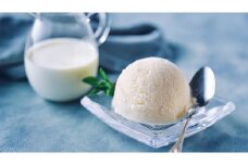 アイスクリーム／ZuT溶けにくいアイス ミルク味 2L　ミルクアイス・アイスクリーム　スイーツ あいす アイス ミルク ずっと 溶けにくい 濃厚 業務用サイズ ジャージー牛乳 ふるさと納税 アイスクリーム ミルク工房そら ギフト プレゼント 京都 送料無料　NK00003