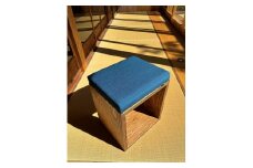 UA Stool【丹後ちりめん】の魅力を際立たせるスツール ＜丹後ブルー＞　椅子 チェア 家具 インテリア ちりめん ふるさと納税 スツール  おしゃれ テキスタイル ふるさと納税限定 カジュアル スツール椅子 シンプル 合板 木製　AF00001