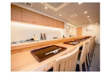 西宮市／鮨割烹とと（すしかっぽう とと） 松葉蟹（間人/大善）コース＜兵庫県 西宮市＞食事券・ディナー券・コース料理・ レストラン・和食ディナー・寿司屋・日本料理コース・寿し　AM00595