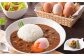 親鳥の深い味わいのある鶏肉で、卵によく合うカレーを作りました。