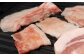 大麦由来の独自配合餌によりじっくり時間をかけて育てられた肉質は霜降り肉で、脂身の香りと赤身がほどよいバランスです。