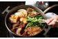 黒毛和牛ならではの華やかなサシの入ったお肉の美しさと香り、味わいを贅沢にすき焼きにてお楽しみください。