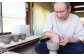 使い手の気持ちを考えながら、丁寧に作陶する工房瑞穂・清水紀之さん。