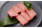 6カ月目には丹波牛ひとくちステーキ500g＋自家製ローストビーフブロック300gをお届けします。