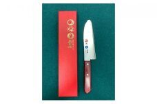 和泉利器製作所　創業219年　堺刀司「子供庖丁」赤色【名入れできます（刃表部分）】お子様の記念に。ご贈答に。可愛らしいデザインでお子様もきっと楽しくお料理ができるはずです！