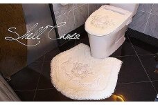 シェルカメオ 【ミルキーホワイト】 トイレマット・フタカバーセット