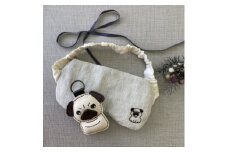 パグ刺繍入り小豆アイピローと本革パグのキーホルダー【1326829】