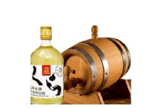 枚方熟成泡盛 くら古酒 25度 720ml × 1本 +本格熟成 ミニ樽2Lサイズオリジナルセット【1665872】