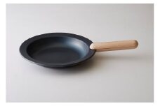 D165 IO フライパンジュウ&ハンドルセット Lサイズ /ビーチ(ブナ材) 鉄フライパン【フライパン 鉄 藤田金属 FUJITA ジュウ 24cm フライパンセット ガス IH 取っ手が取れる 着脱式 木製 ハンドル おしゃれ 大阪府 八尾】