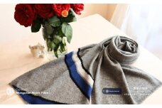 『Noble Fibre』100％カシミヤ・マフラー グレーインターシャ