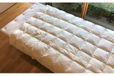 小さいサイズの夏用羽毛ふとん＋和晒しガーゼで作ったカバー（ピンク）のセット