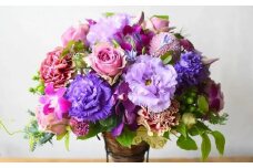 フラワーアレンジメント　紫基調【お誕生日】【プレゼント】【記念日】【ご結婚お祝い】【お土産】大切な方への【贈り物】に【 大阪府 門真市 】