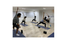 《大阪府高石市》ヨガ、ピラティス、体操などのグループレッスン体験チケット　60分(1名様分)【1457837】