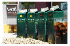アイスコーヒー 4本 (無糖 2本、 はちみつ入り 加糖 2本 ) × 2セット 計8本
