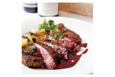 能勢黒牛または能勢黒若牛の厳選ステーキ500g(2～3枚)_牛肉 サーロイン ステーキ 能勢黒牛 能勢黒若牛 濃厚 柔らか 国産 人気 おすすめ 送料無料 贈答 ギフト【1036258】