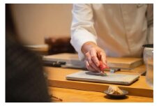 【ながり鮨錬Ren】神戸：≪ディナー≫厳選おまかせ　全18品ペアお食事券（ぐるなびセレクション）