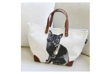 【アイボリー×ブラウン】黒猫大好きさんに愛されたい　and.eオリジナルキャラクター 【黒猫のタンゴ】トートバッグ
