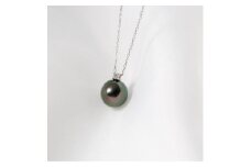 ブラックパール ダイヤモンド  ホワイトゴールド ペンダントネックレス｜無調色 黒蝶真珠 8.0mm K10WG｜チェーン付き