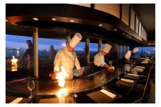神戸メリケンパークオリエンタルホテル　エグゼクティブルーム2名1室夕朝食付き宿泊券　ステーキハウス「オリエンタル」特選黒毛和牛ステーキディナー