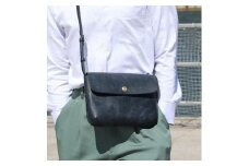 レンマ SITIO シティオ サコッシュ lemma ネイビー