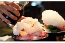 [№5258-0384]灘菊「元祖綿菓子牛鍋　前蔵」ペアお食事券