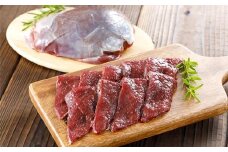 鹿肉モモ