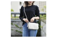 豊岡鞄　TUTUMU Osanpo Wallet（S3100　24-178）キナリ