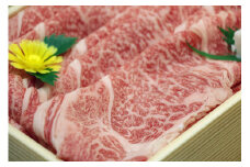 C-37 神戸ビーフロースすき焼き肉600g入り