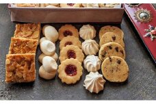 お菓子の家シェシエ おすすめ 缶クッキー 2缶セット  スイーツ 菓子 お菓子 焼菓子 洋菓子 クッキー 缶 詰合せ