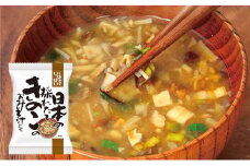 みそ汁 『しあわせいっぱい』 フリーズドライおみそ汁 日本の採れたてきのこのおみそ汁 10食 味噌汁 きのこ 採れたて 国産 舞茸 しいたけ なめこ えのき みずみずしい 弁当 ギフト 三田市 兵庫県 [3d28bae190021]