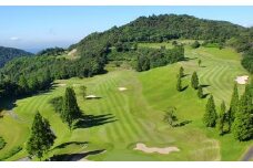 吉川ロイヤルGC 平日 1組4名様 プレー券 ＆ 宿泊券 [ ゴルフ 加東市 兵庫県 関西 ゴルフ場 ]