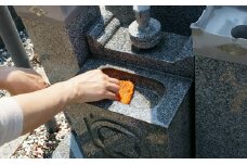 お墓のおそうじ(墓参り代行)