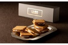 レーズンバターサンド「いち福神」（8枚入×3箱）