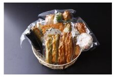 わか草コーンさつま揚げセットC 真空パック入り 老舗かまぼこ専門店 さつまあげ ギフト 練り物 すり身 つまみ 詰合せ 惣菜 天ぷら アテ 一品  魚万商店 奈良県 奈良市 なら 25-005