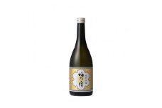 梅乃宿 純米吟醸 720mL ／ 日本酒 お酒 国産 奈良県 葛城市【umyd033】