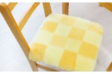 奈良 (株)マスダ製 ムートン座布団 2枚組 チェック柄 イエロー 40cm×40cm／ ムートン 羊毛皮 羊毛 スプリングラム 100％使用 座布団 ラグ インテリア オールシーズン 通年 贈り物 プレゼント 誕生日 記念日 株式会社マスダ 奈良県 宇陀市 ふるさと納税