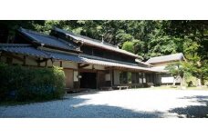 古民家やまおか 4名様 一棟貸切 ご宿泊券 一泊二食付き(ご夕食は宇陀牛のメニュー) ／ ふるさと納税 自然  体験  奈良県 宇陀市