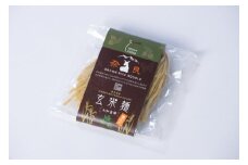 玄米麺 大和当帰 葛入り 1袋 ／ 樞 クルル 栽培期間中 農薬不使用 麺類 環境に優しい エシカル ・ サスティナブル SDGs 和風 麺 料理 薬草 大和 当帰葉 葛 くず 奈良県 宇陀市