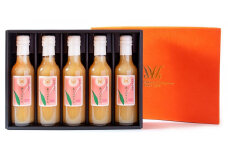 M094　あら川の桃ドリンク２００ｍｌ×５本入りギフト
