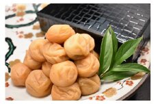 高級南高梅うす塩400g入 紀州塗箱 網代模様仕上 【SW80】