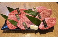 A3等級以上！【熊野牛・熟成紀州和華牛】食べ比べ ステーキ 1100g