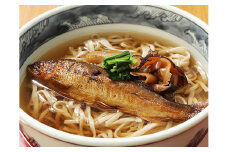 鮎甘露煮の蕎麦セット（温そば・冷やしとろろそば各2人前）(A629-1)
