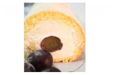 ぶどうロールケーキ 【8月中旬～9月初旬発送】